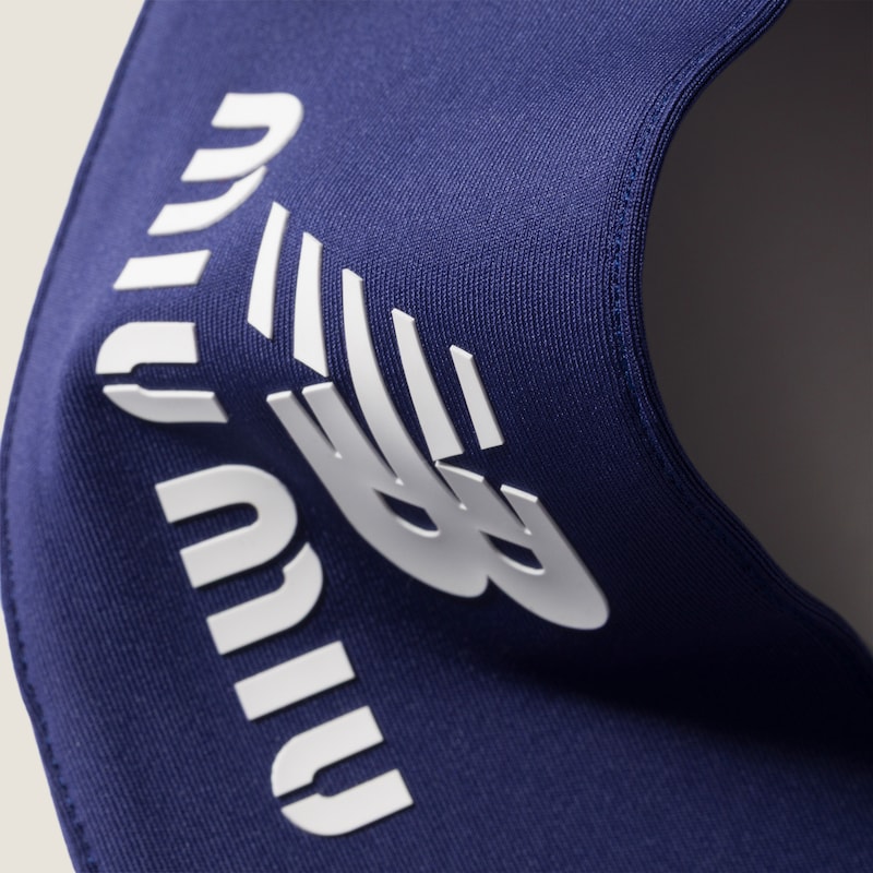 Stretch technical jersey band