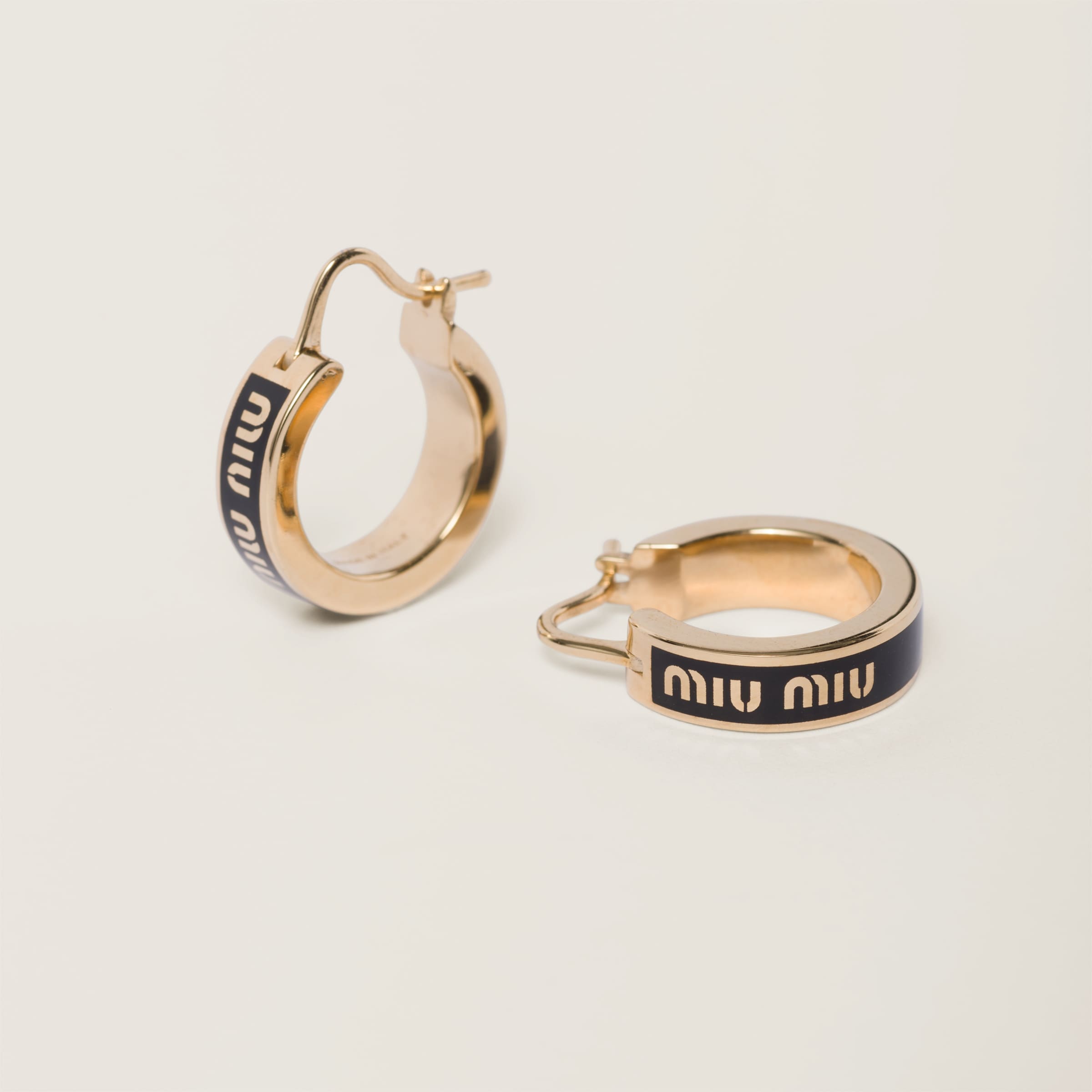 MIUMIU 26S MINI ARCH LOGO RED ENAMEL STUD EARRINGS IN GOLD TONE METAL 635076