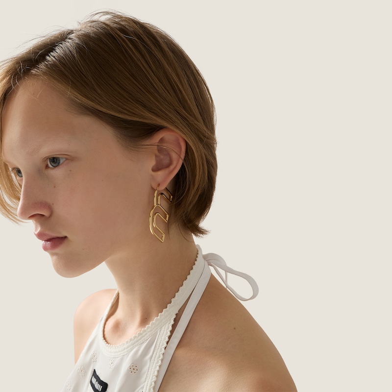 Single metal earring