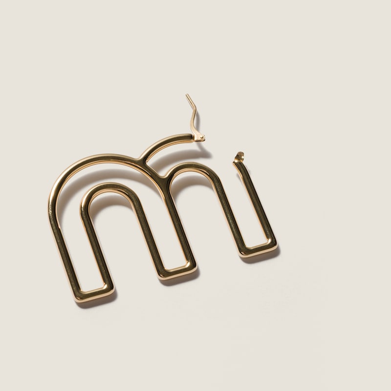 Single metal earring