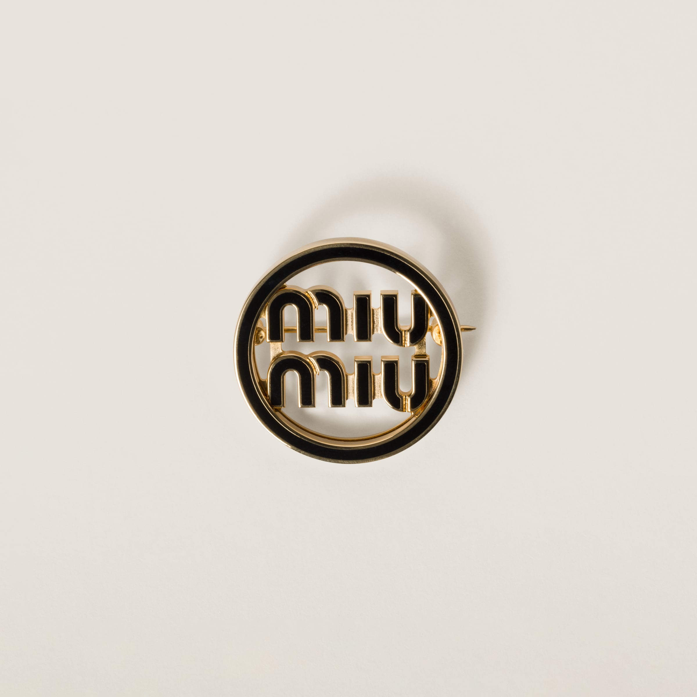 MIU MIU ブローチ