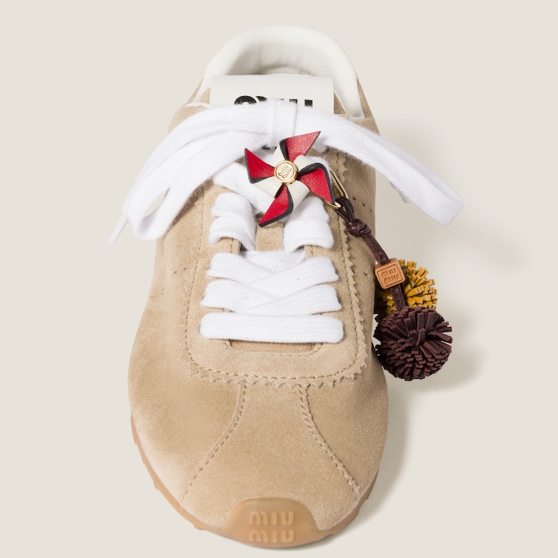 レザー ピンウィールブローチ