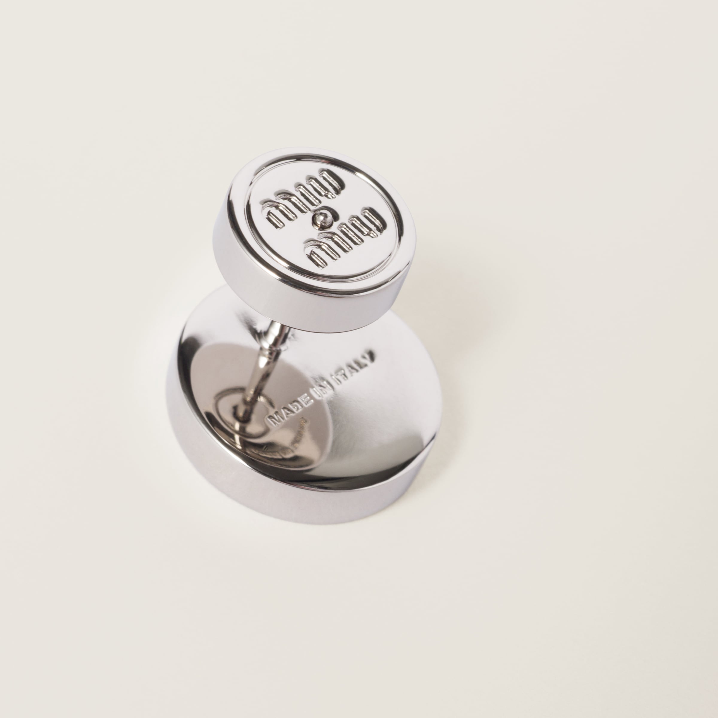 Miu Miu｜ (5JO912 2F6T F097W) White Enameled Metal Earrings | Miu Miu