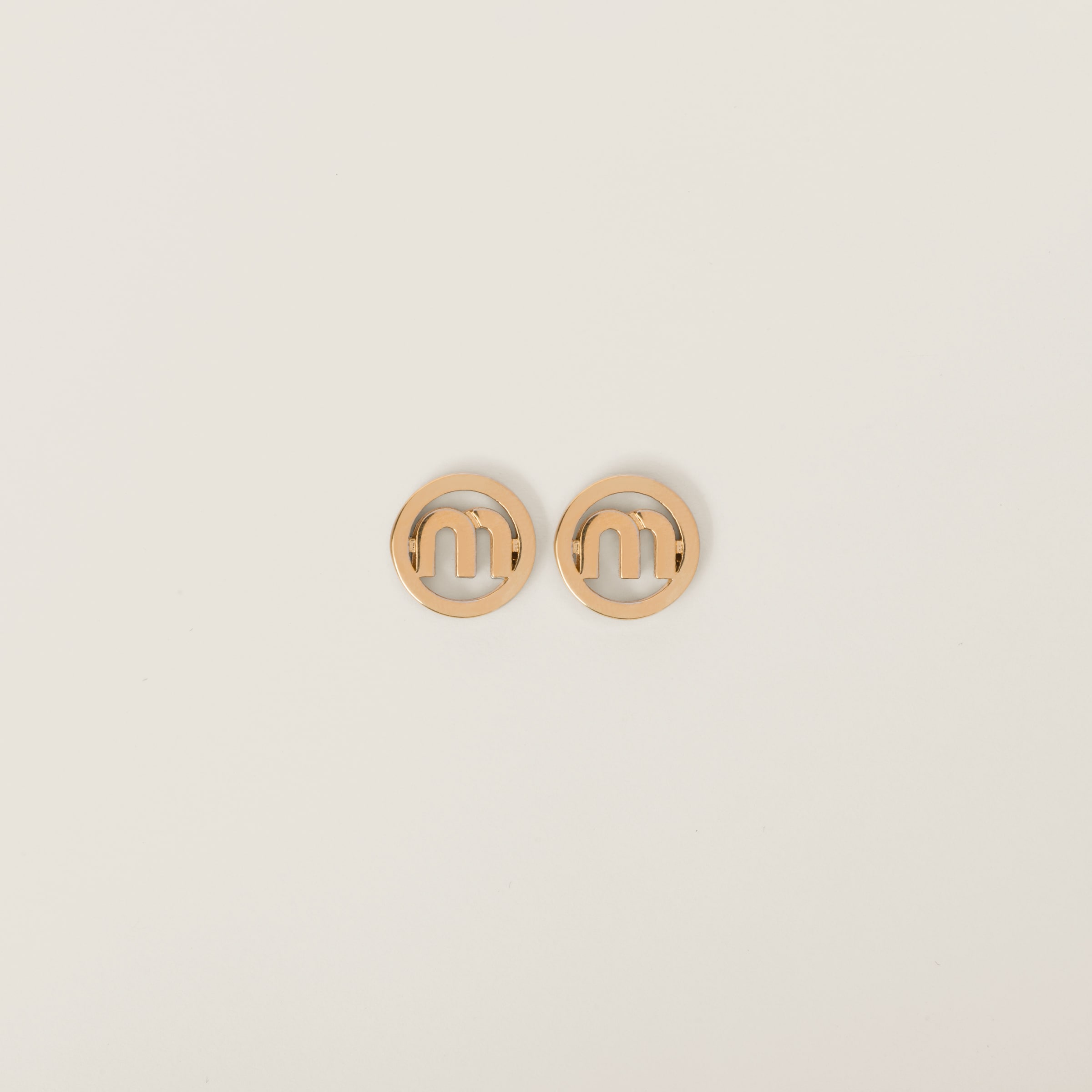 White metal earrings store