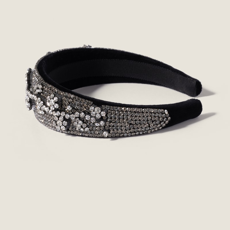 Velvet and pearl headband