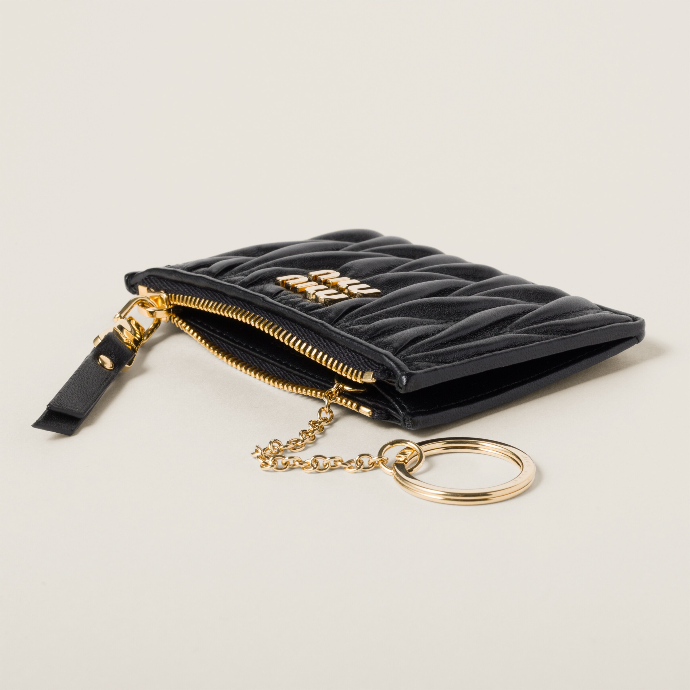 国内即発【MIUMIU】ロゴ レザー カードケース 5MC093 ブラック 045185_3.jpg
