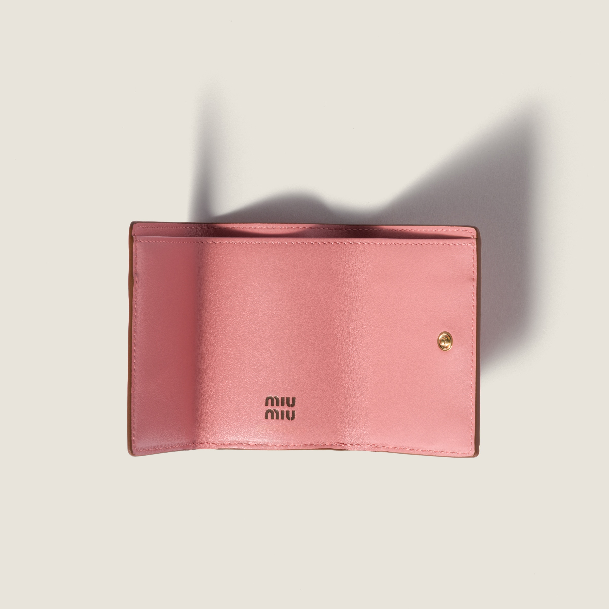 Camelia/cognac Small Leather Wallet | Miu Miu