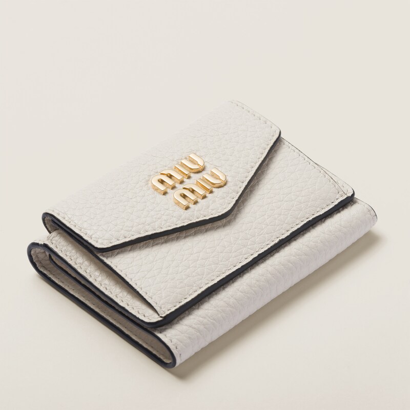 Small leather wallet