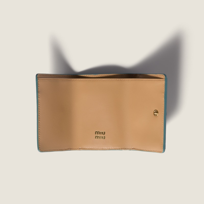 Small leather wallet