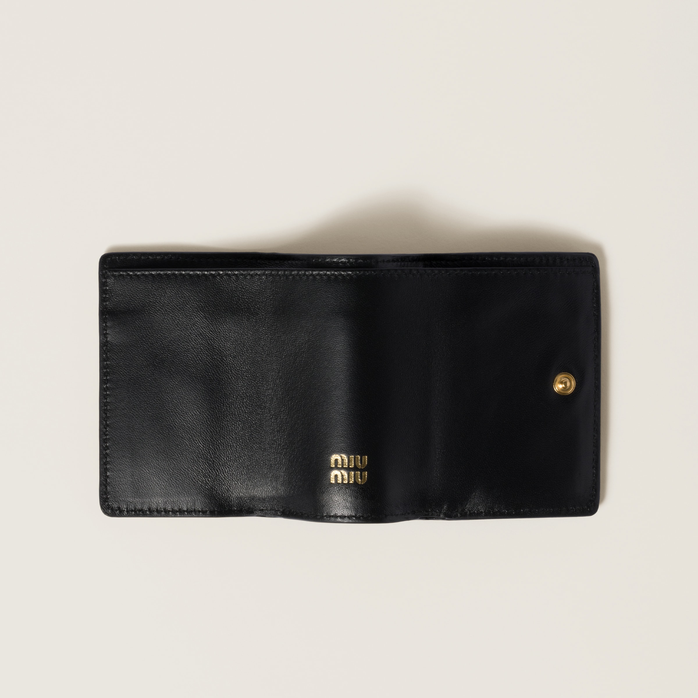 ブラック パテントレザー 財布 | Miu Miu