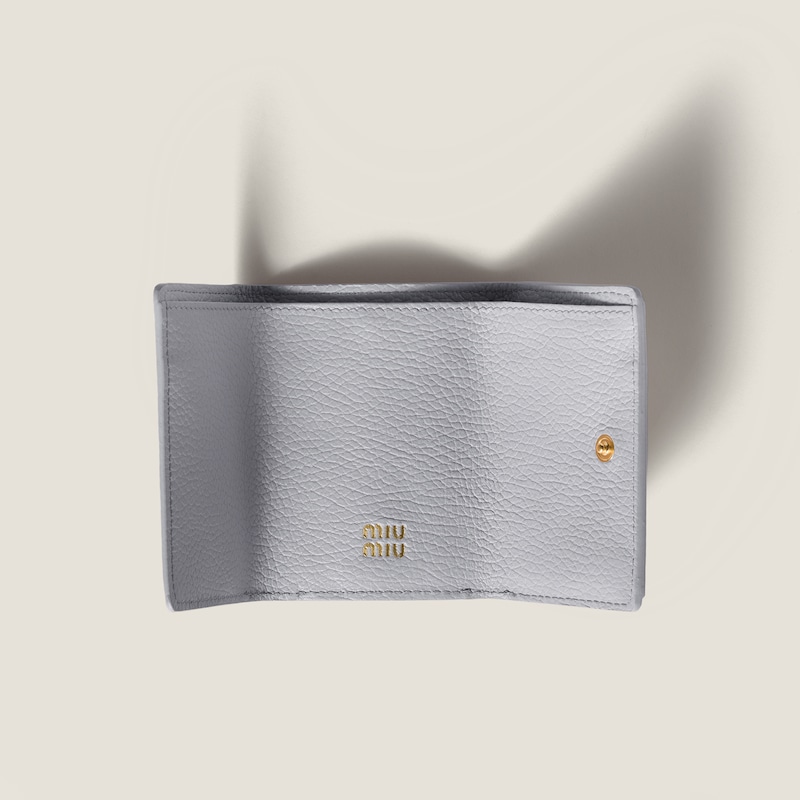 Small leather wallet