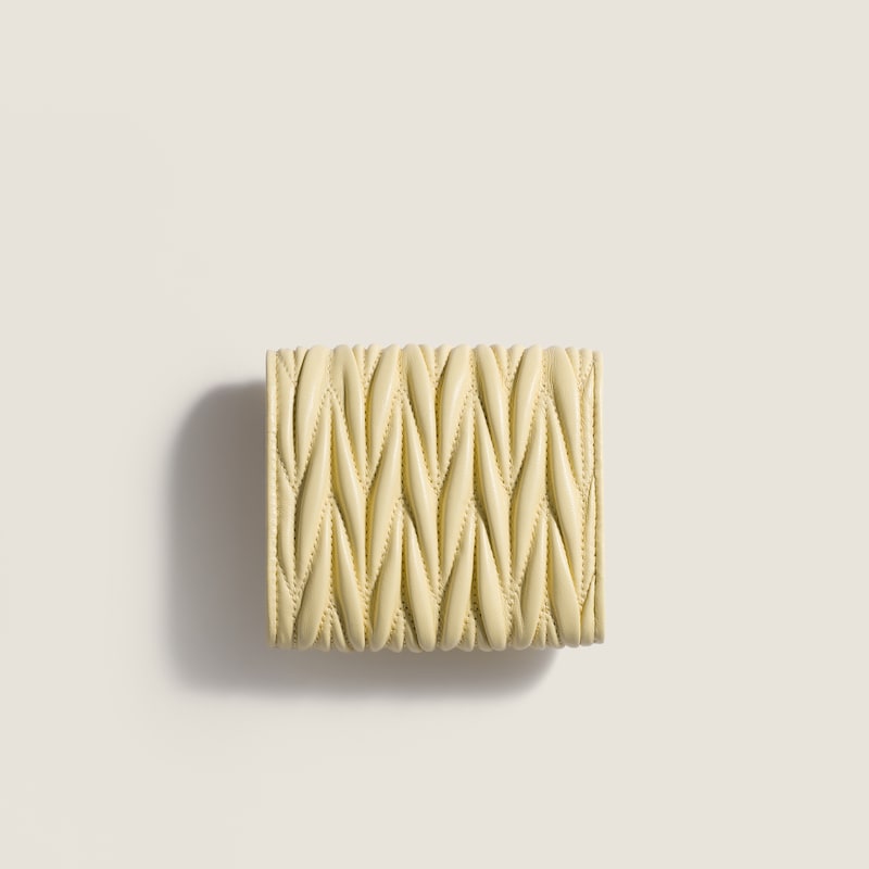 Cartera de napa Matelassé pequeña