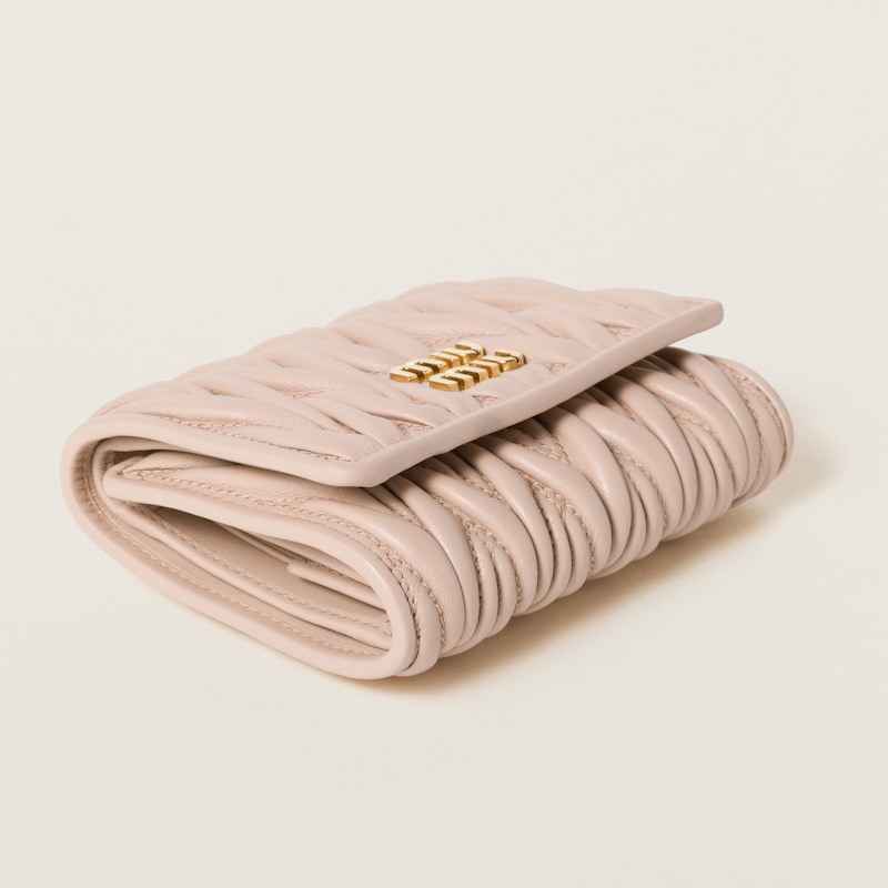 Cartera de napa Matelassé pequeña