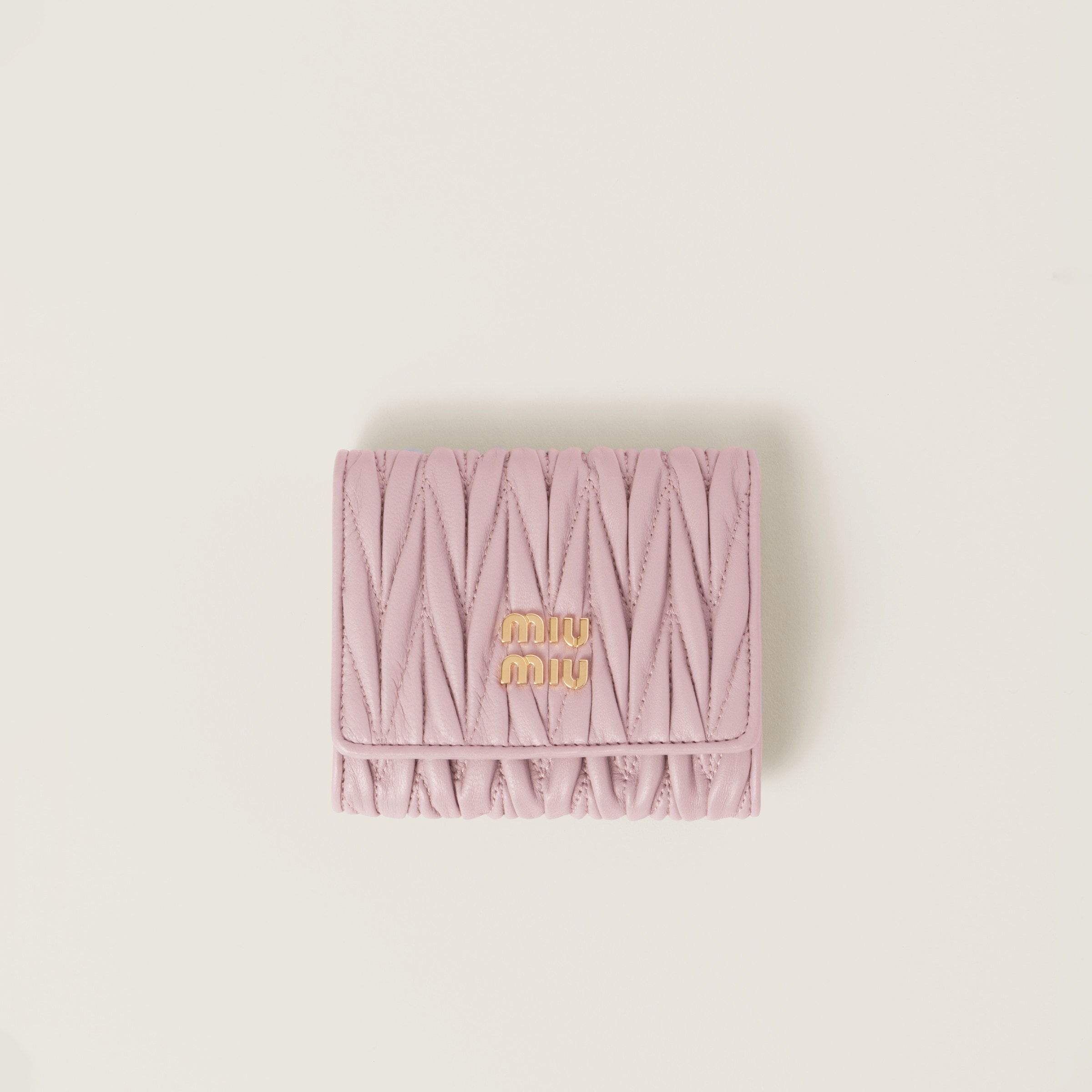 値下げ交渉⭕️ miu miu マテラッセレザー 財布 ピンク - メルカリ
