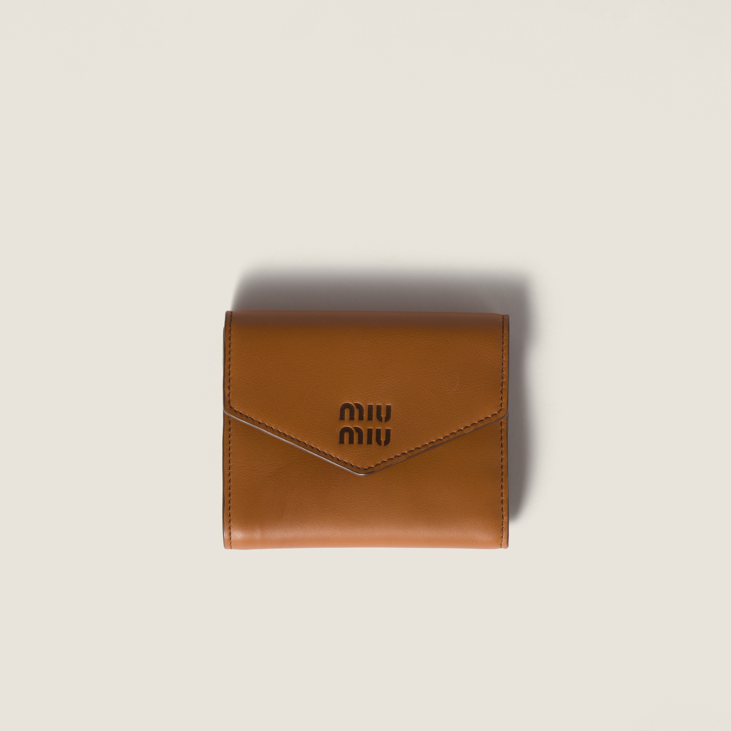 【MiuMiu】Small leather wallet COGNAC+PALISANDER Cognac+palisander Small Leather Wallet | Miu Miu