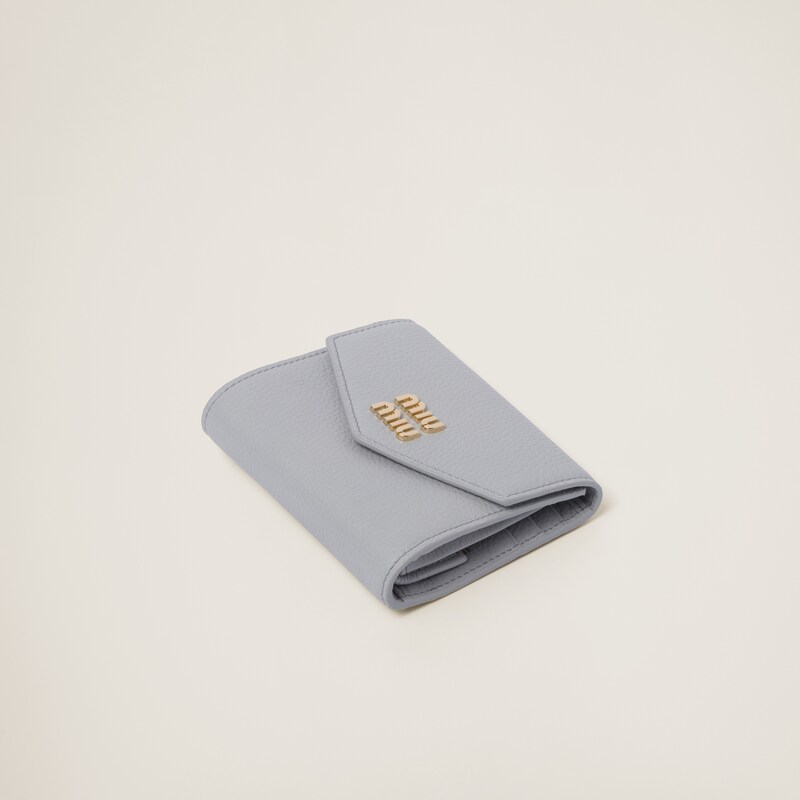 Small leather wallet