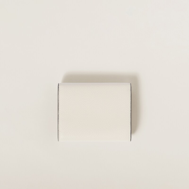 Small leather wallet