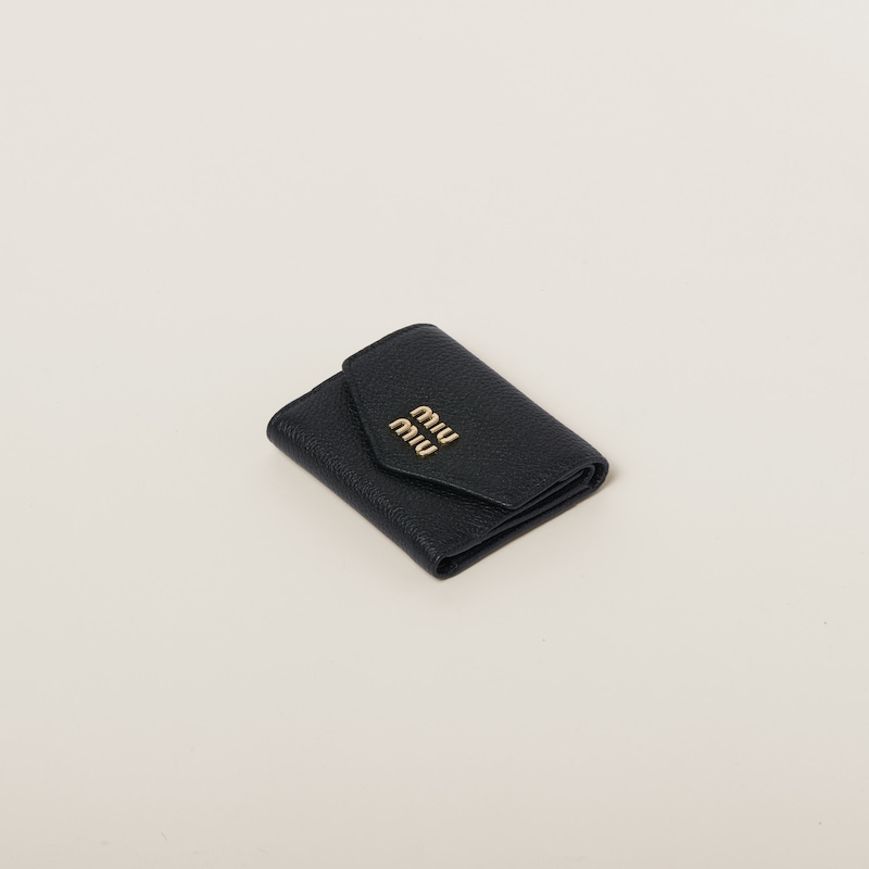 Small leather wallet