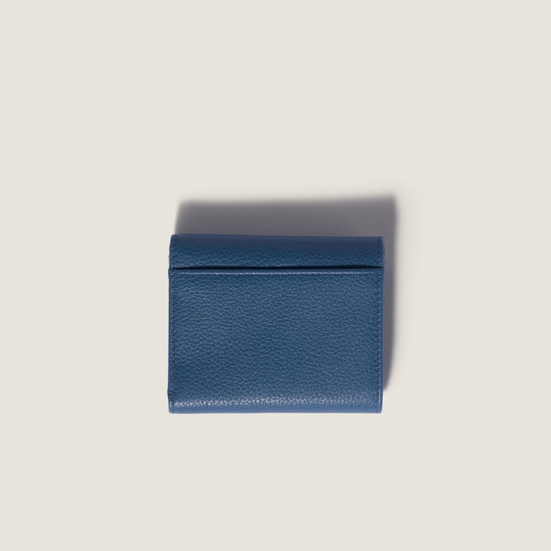 Small leather wallet