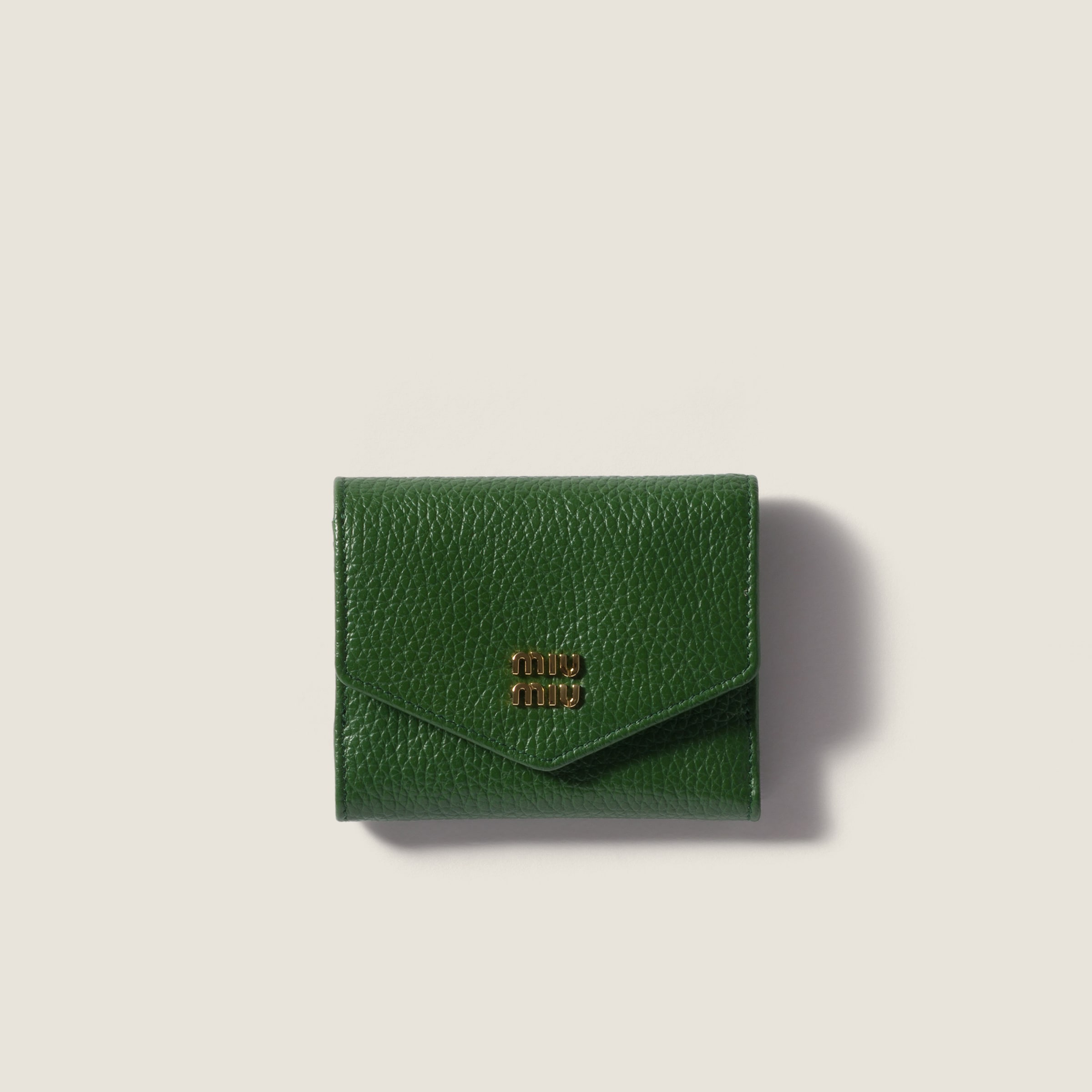 小物 miu miu leather wallet dark green Larch Green Small Leather Wallet | Miu Miu