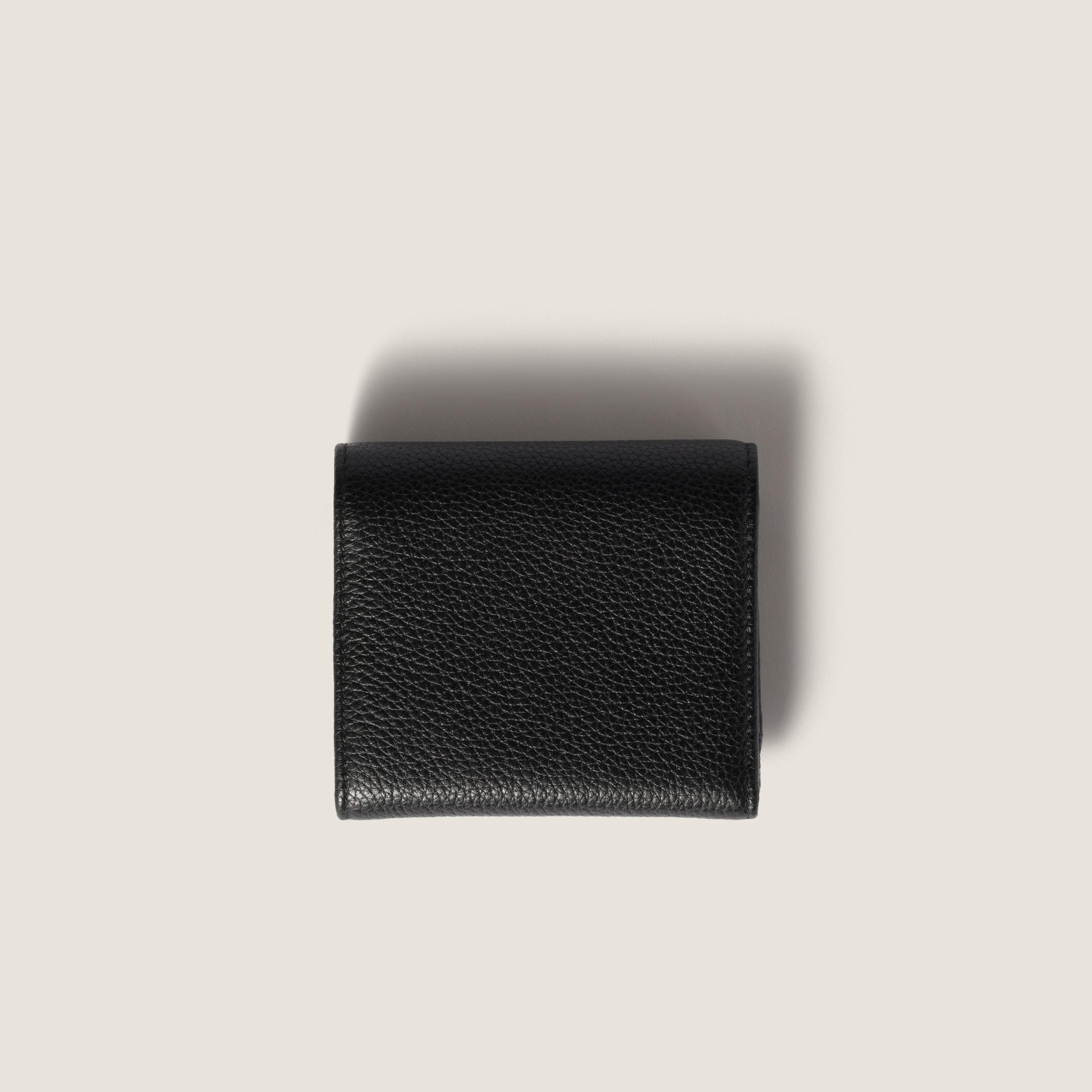 ブラック スモール レザー 財布 | Miu Miu