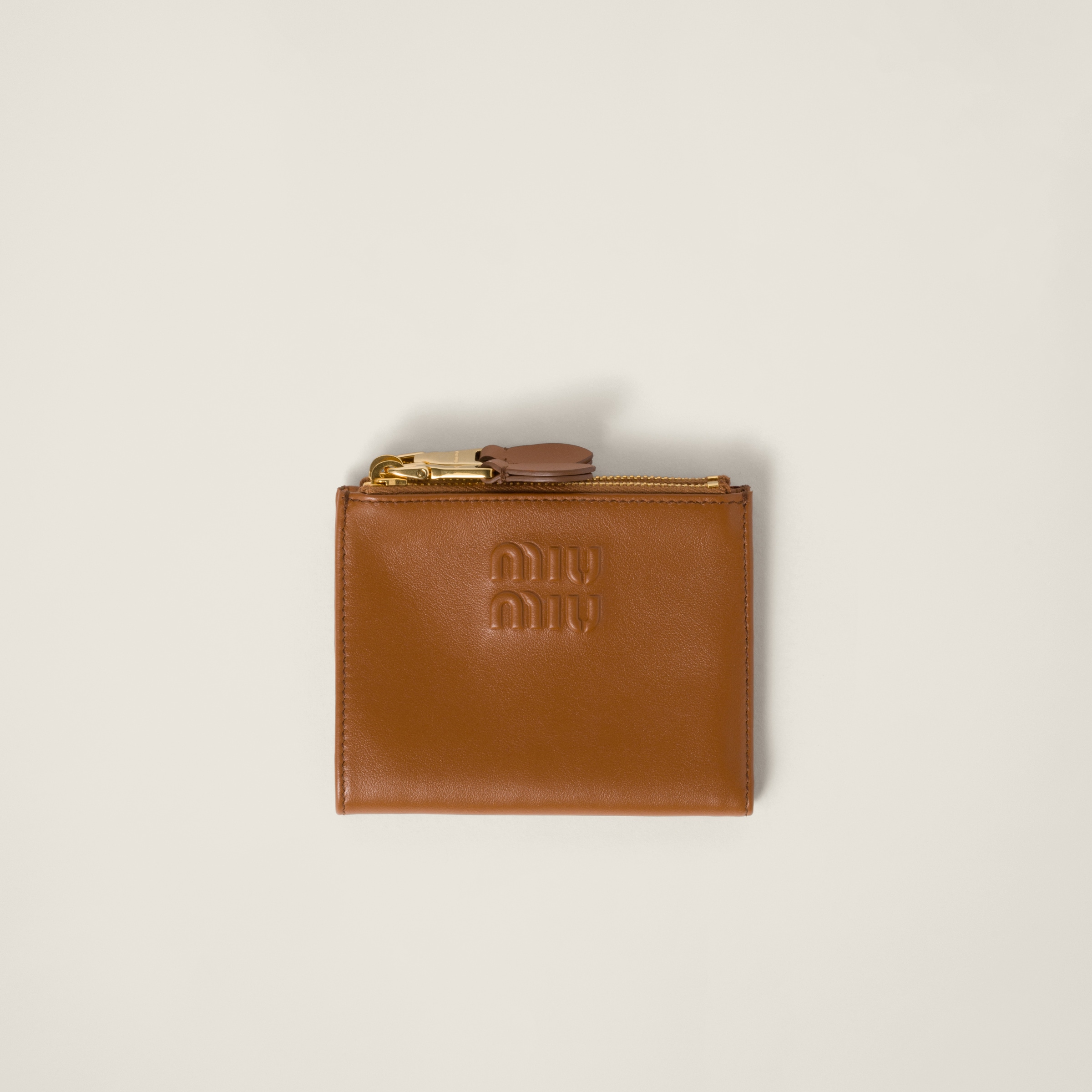 コニャック レザー 財布 | Miu Miu
