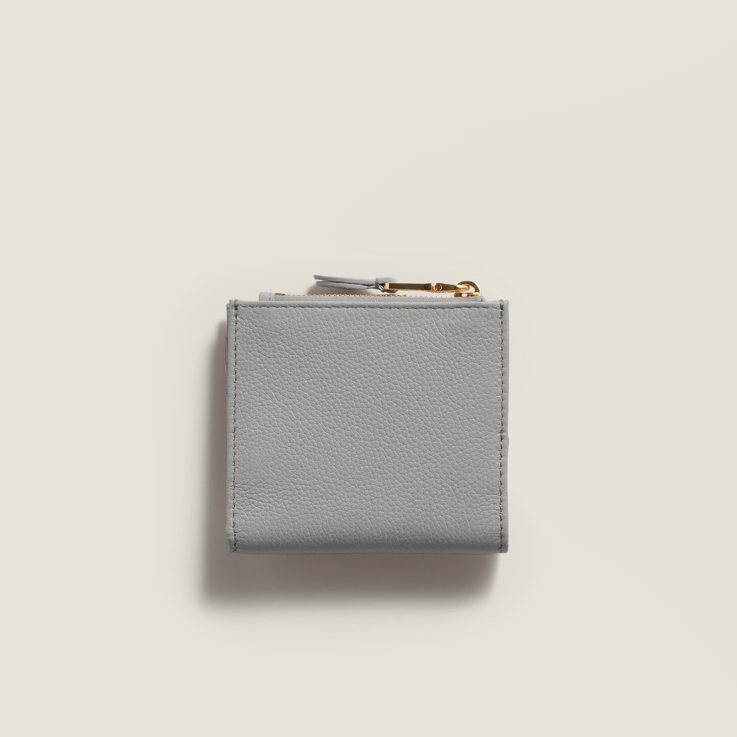 Pearl Gray Small Leather Wallet | Miu Miu