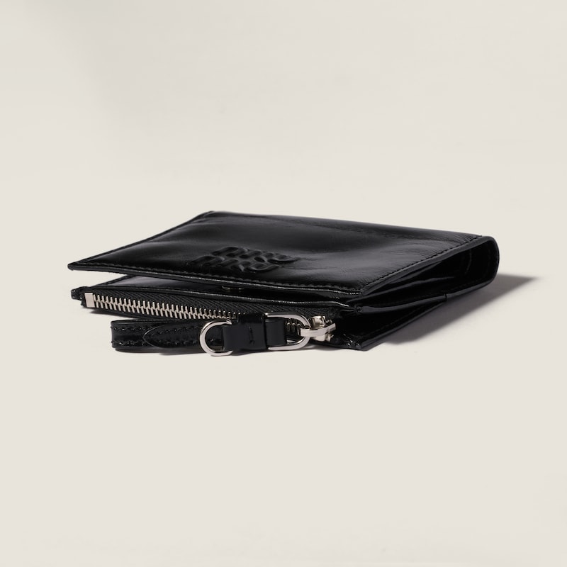 Small leather wallet