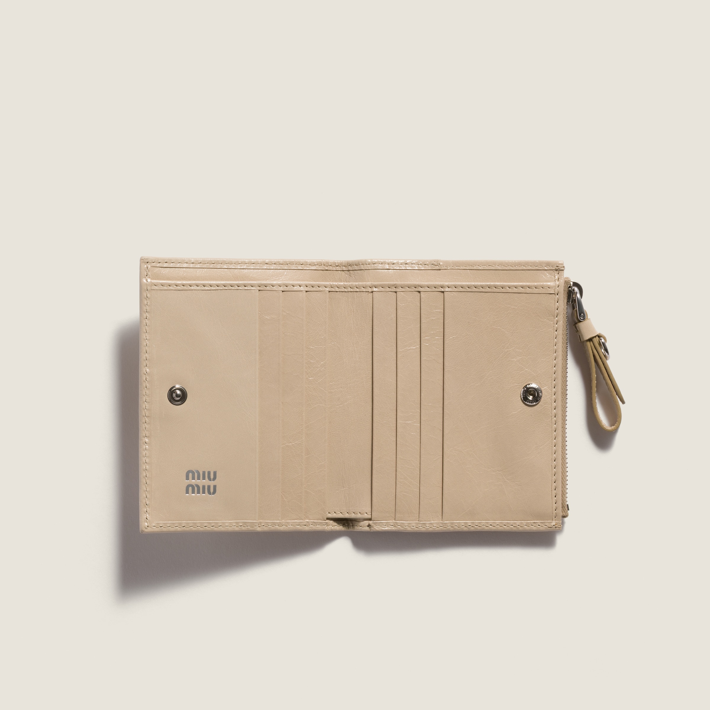 トラバーチンストーン レザー 財布 | Miu Miu - 日本