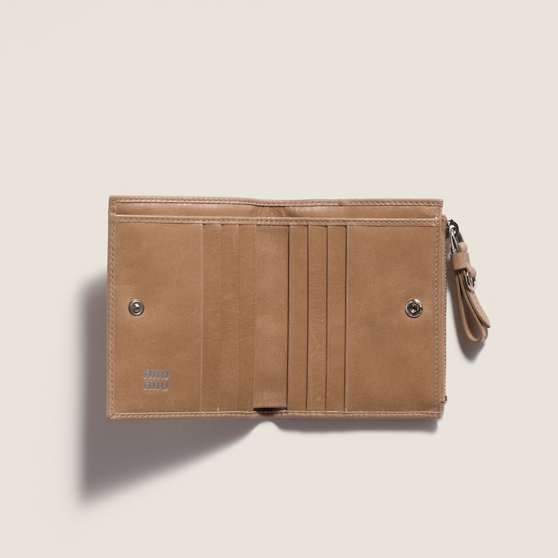 Small leather wallet