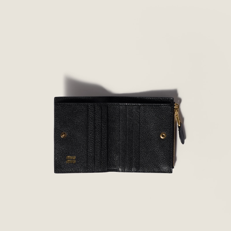 Small leather wallet