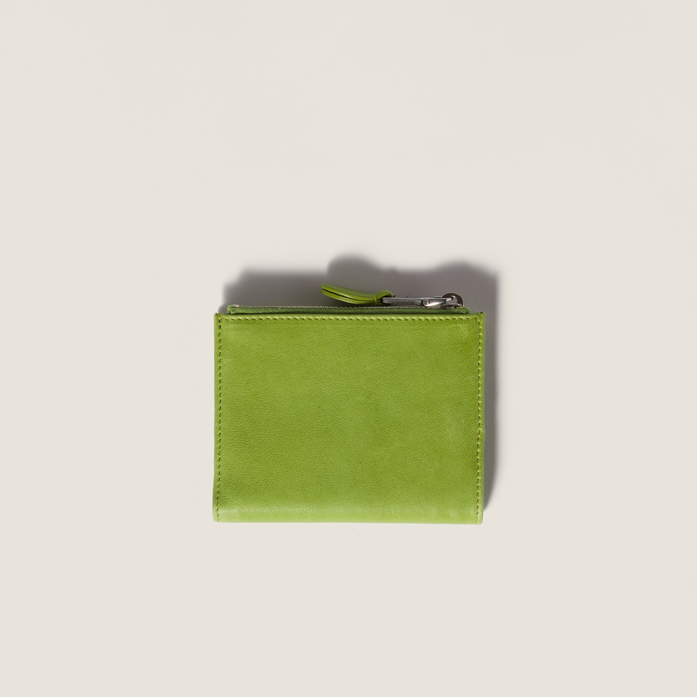 Fern Green Small Leather Wallet | Miu Miu - Japan