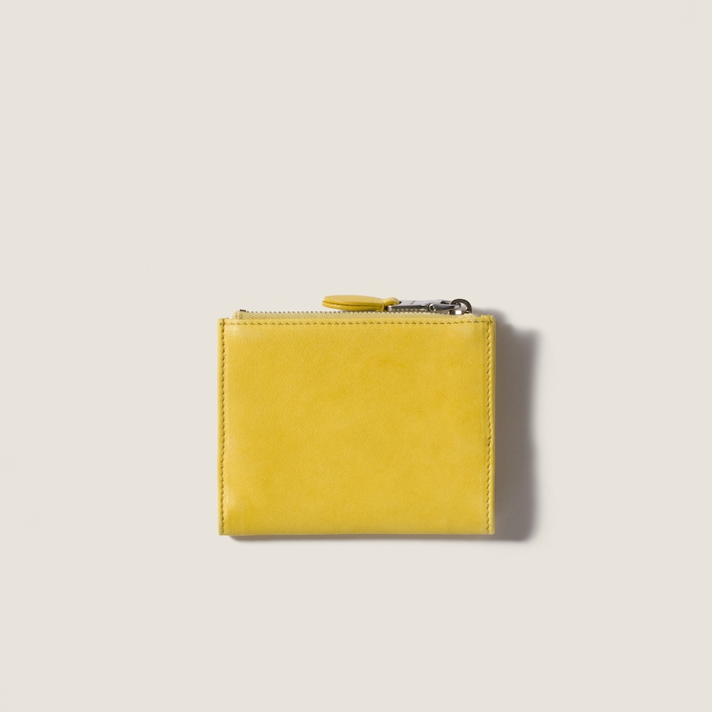 Small leather wallet