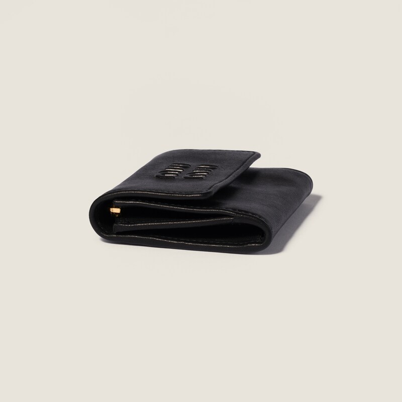 Small nappa leather wallet