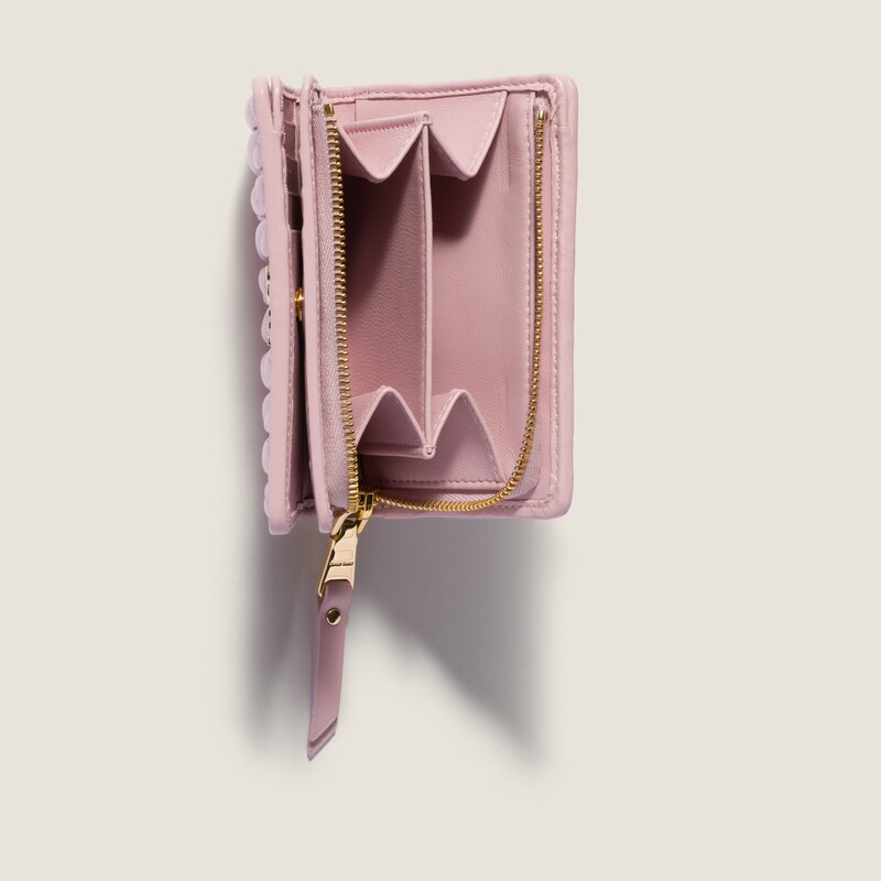 Cartera de napa matelassé pequeña