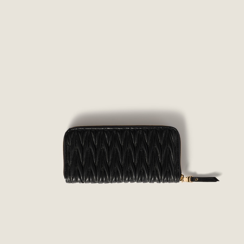 ラージ マトラッセ ナッパレザー ウォレット