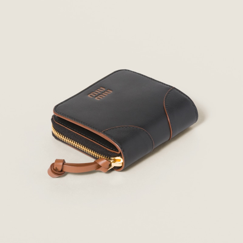 Small leather wallet