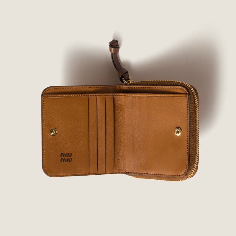 Cartera de piel pequeña