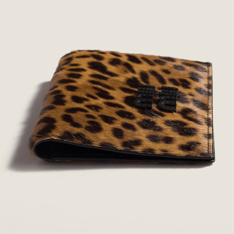 Printed leather envelope card holder