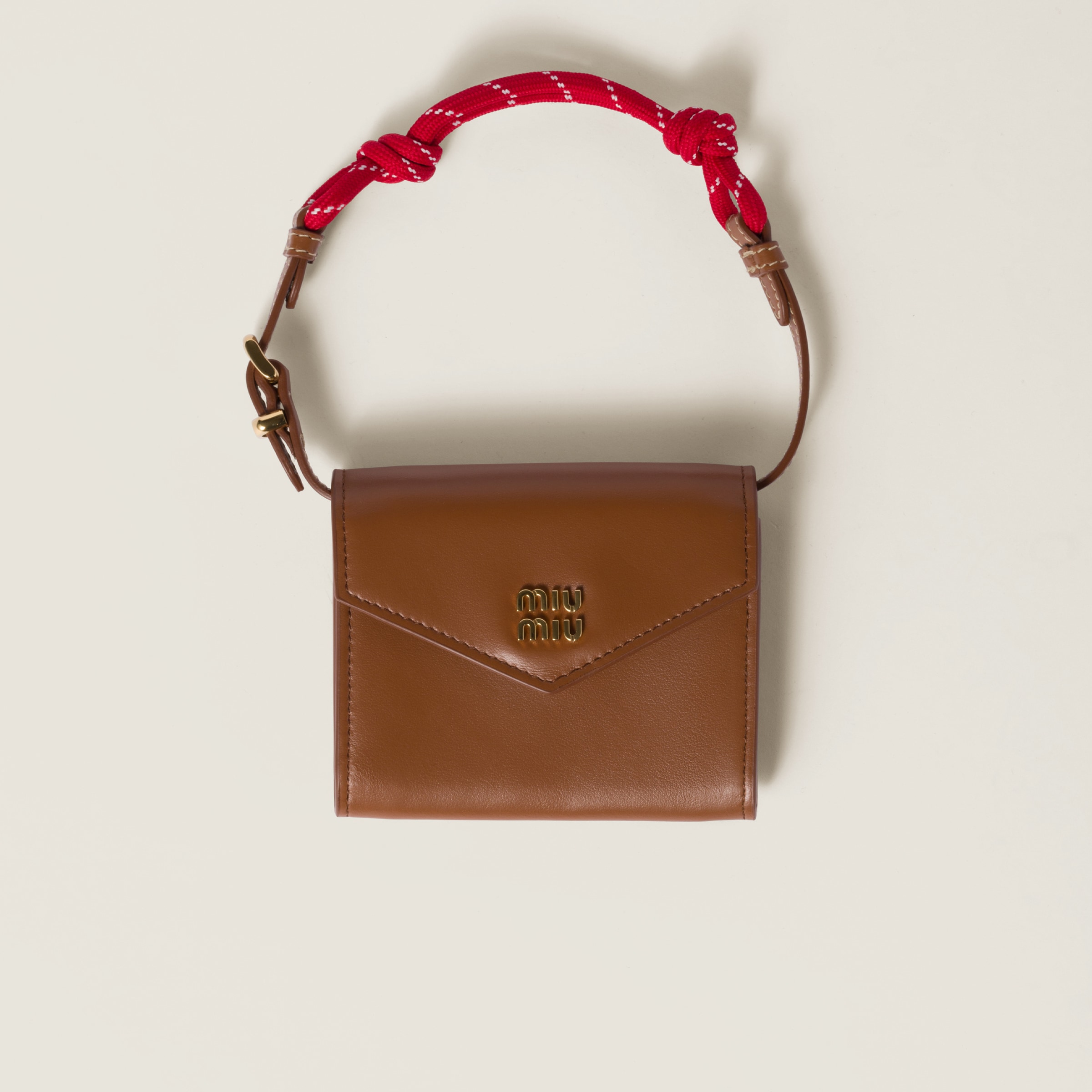 ★ ミュウミュウ ★ レザーショルダーウォレット 5MT024 三越伊勢丹 | MIU MIU/ミュウミュウ通販 | レザー ショルダー