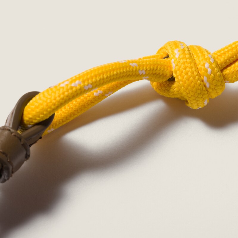 Leather shoulder wallet