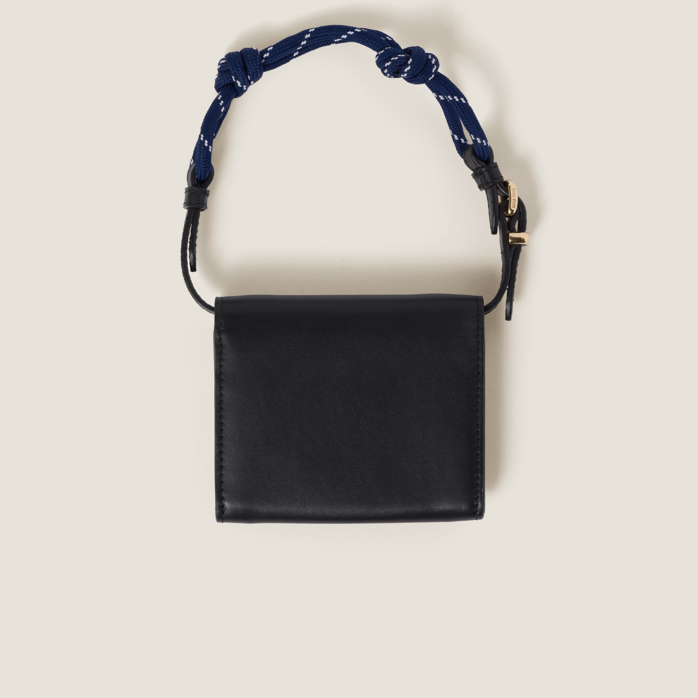 ★ ミュウミュウ ★ レザーショルダーウォレット 5MT024 Black/baltic Blue Leather Shoulder Wallet | Miu Miu