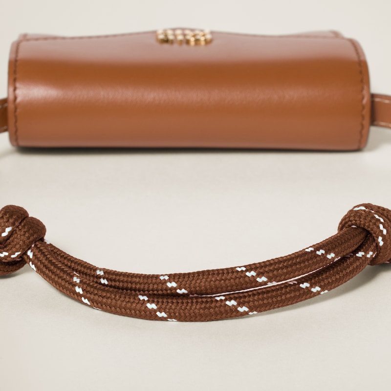 Leather shoulder wallet