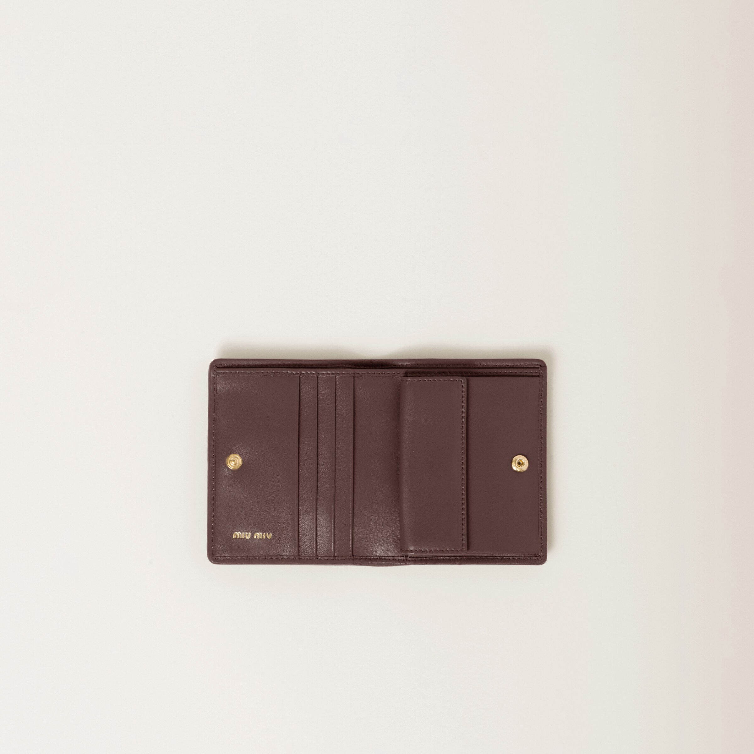 ブラウン マテラッセレザー 折り財布 | Miu Miu ブラウン マテラッセレザー 折り財布 | Miu Miu