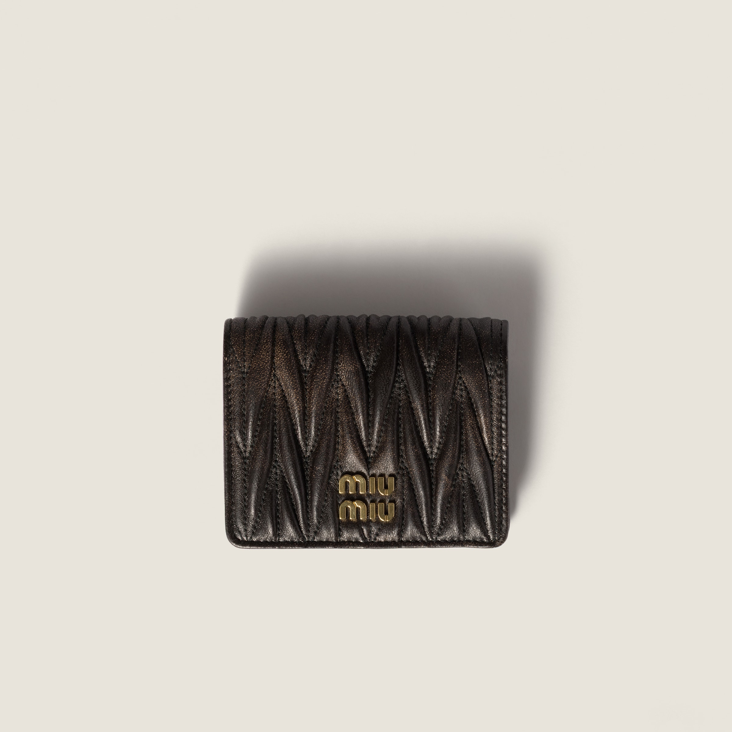 スモールウォレット マトラッセ ナッパレザー ダークブラウン スモール マテラッセ ナッパレザー 財布 | Miu Miu