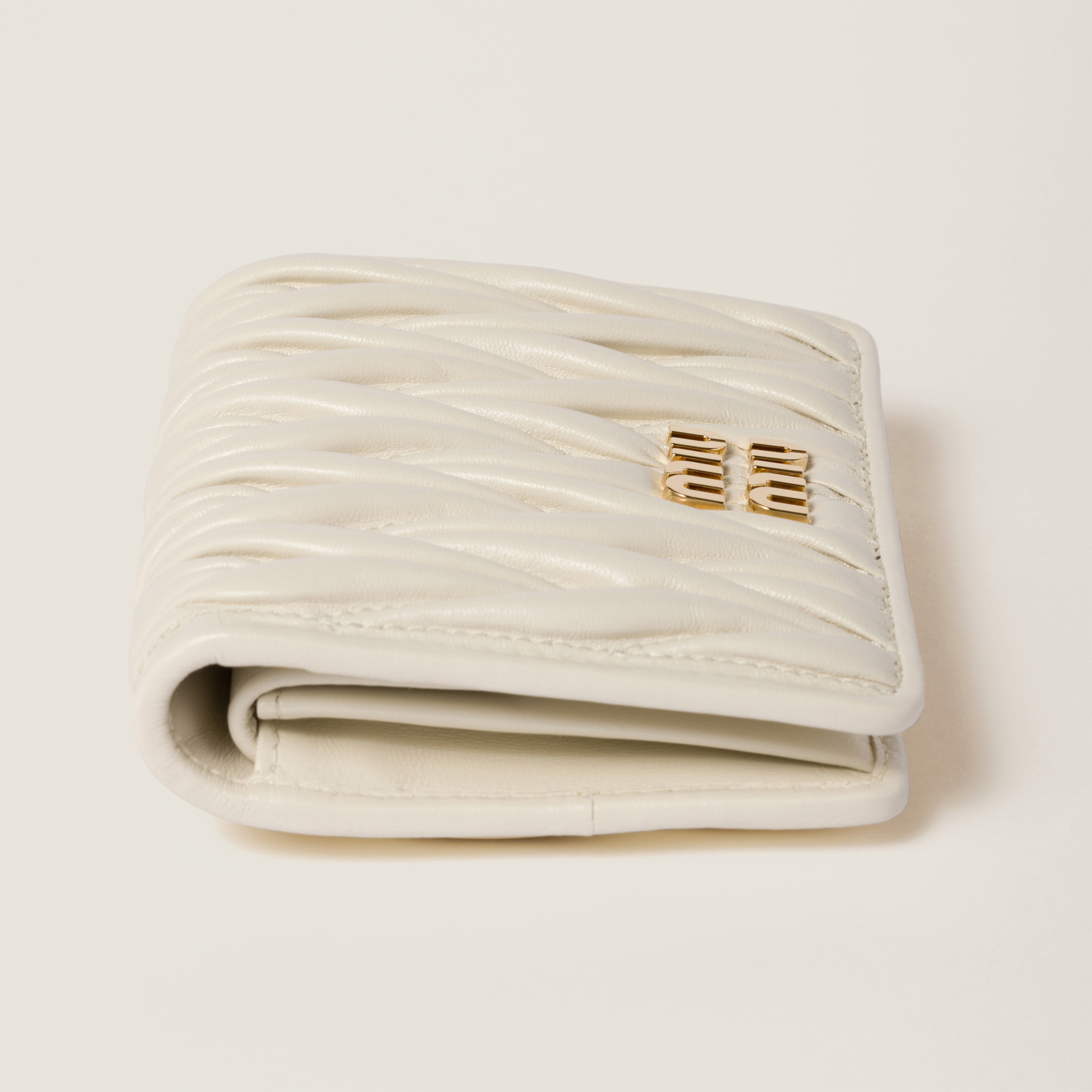White Small Matelassé Nappa Leather Wallet | Miu Miu