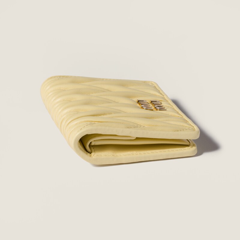 Cartera de napa Matelassé pequeña