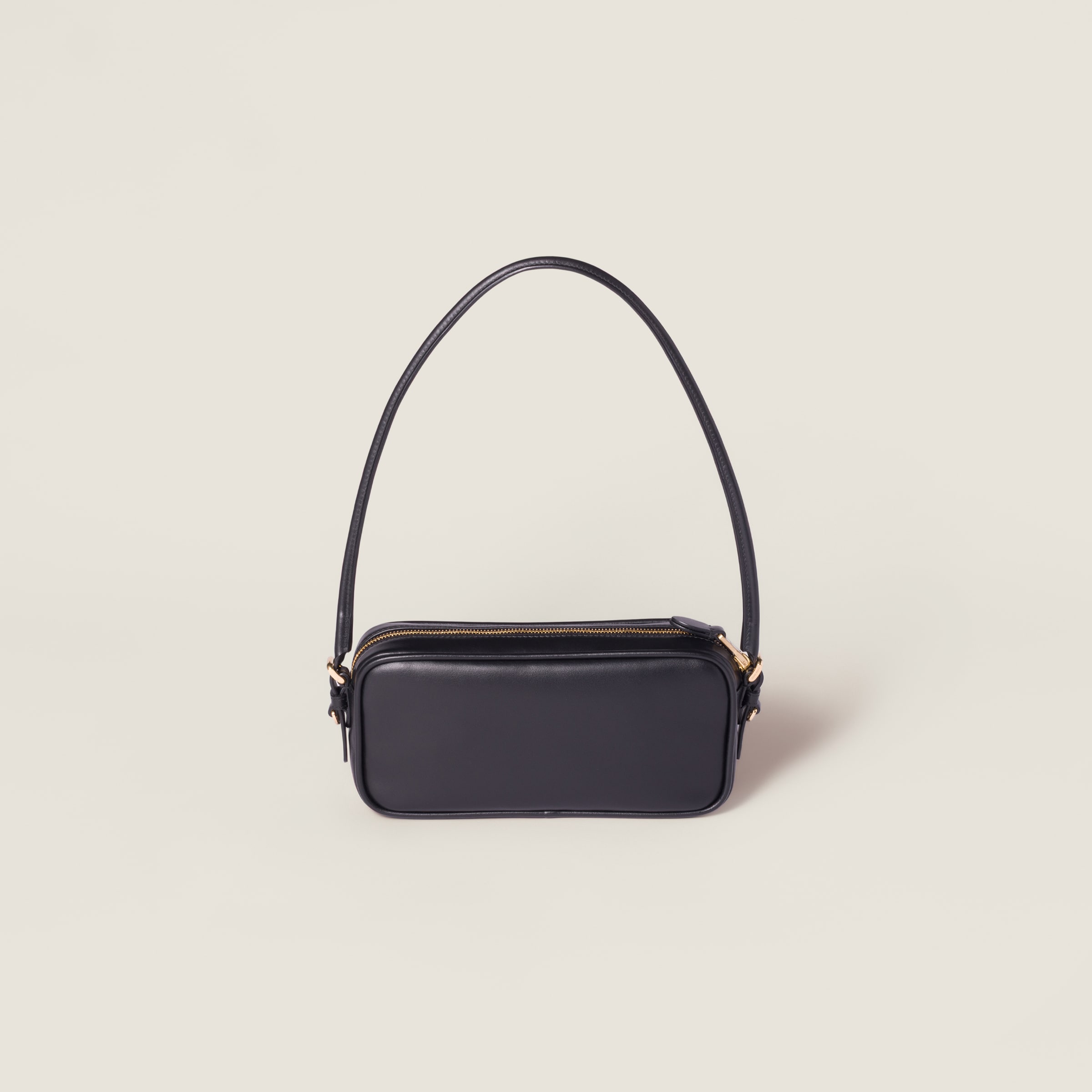 ブラック ナッパレザー ポーチ | Miu Miu