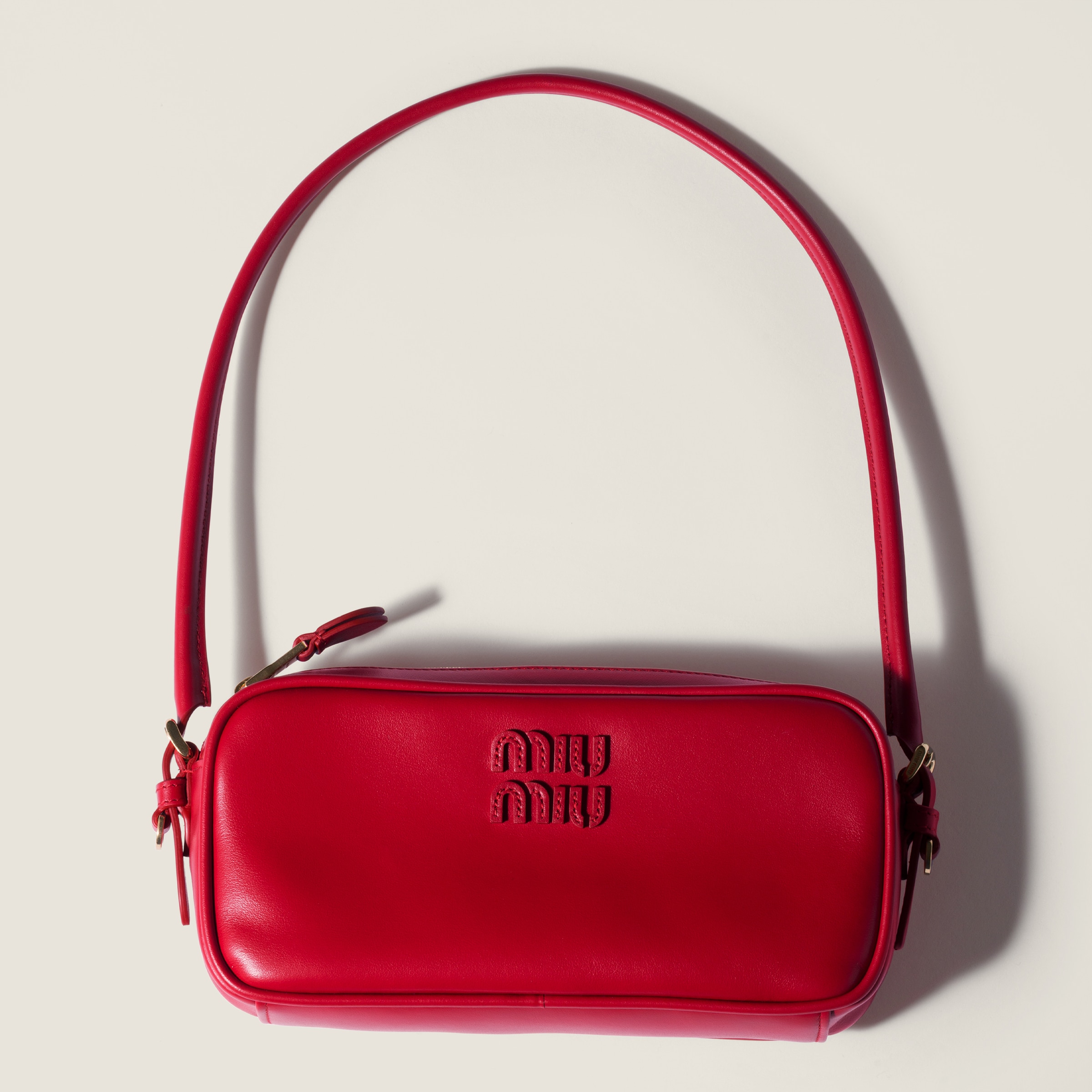 miu miu leather red A4 サイズ　大容量　シボ革　赤 Red Leather Pouch | Miu Miu - United States