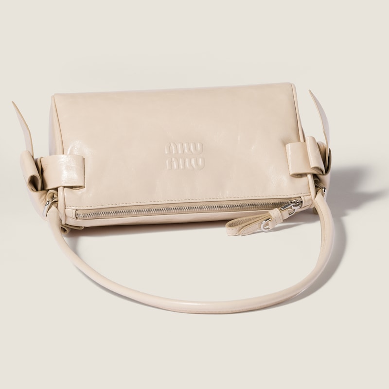 Pouch de piel brillante